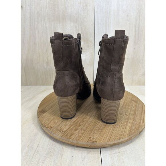 Journee Collection Baylor High Ankle Leather Block Heel Boots Womens Size 8.5 - Picture 4 of 7